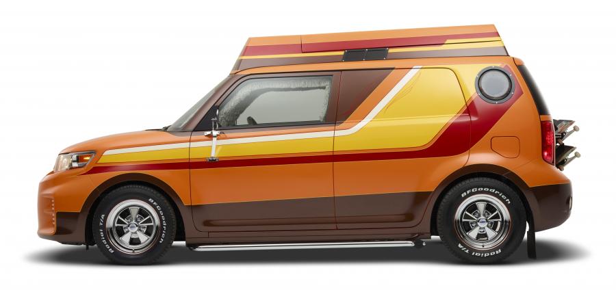  Scion xB x Riley Hawk Skate Tour 2014 года  (фото 3 из 9)